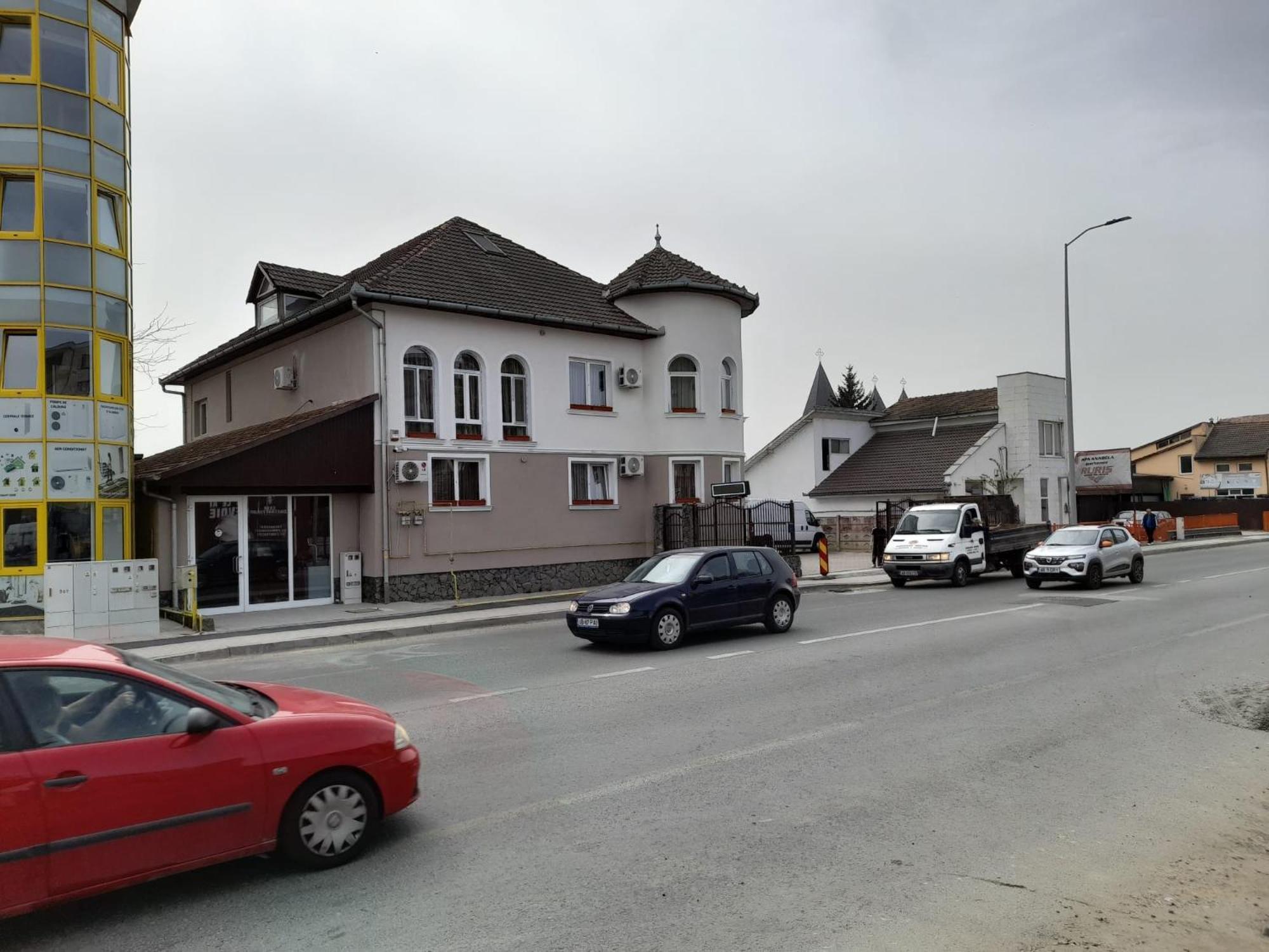 Pensiunea Crown Royal Alba Iulia Exterior foto